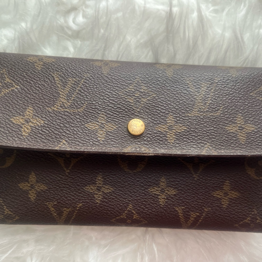 Louis Vuttion vintage wallet